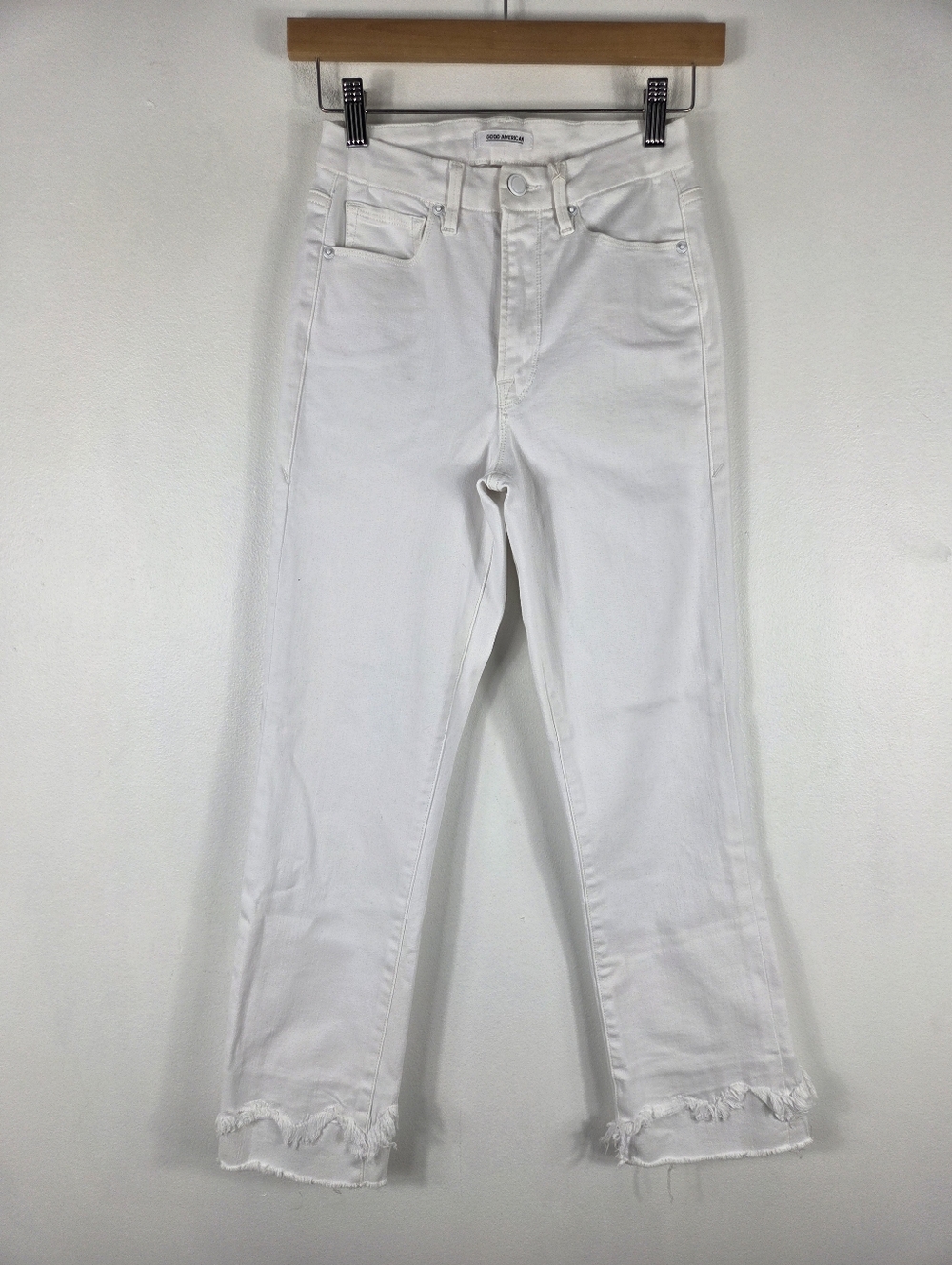 Good American Good Straight Frayed Raw Hem Chewed Hem Ankle Jeans White
